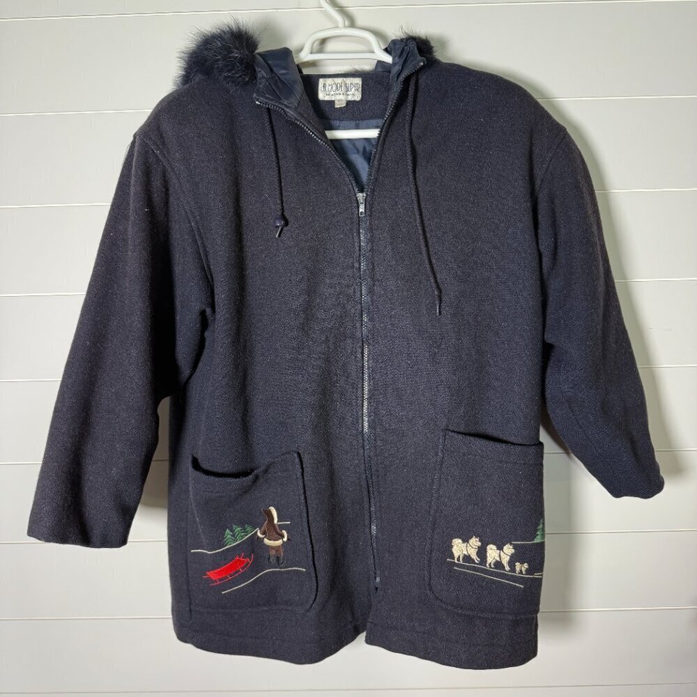 La Mode Super Made in Canada Winter Coat Fur Trimmed Hood Navy Embroidered SZ L